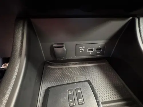 Renault Captur MILD HYBRIDE 160EDC TECHNO - Photo 23