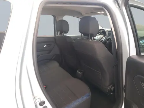 Dacia Duster TCe 90 FAP 4x2 15 ans - Photo 17