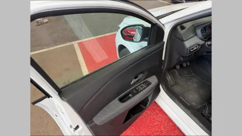 Dacia Sandero TCe 90 Expression - Photo 10
