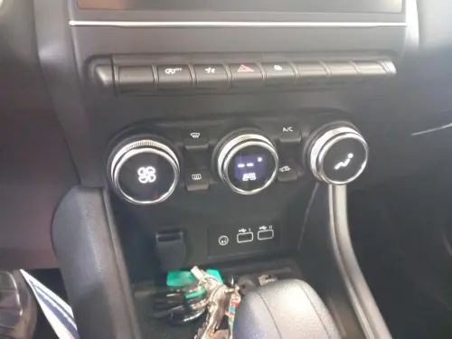 Renault Captur mild hybrid 160 EDC Techno - Photo 20