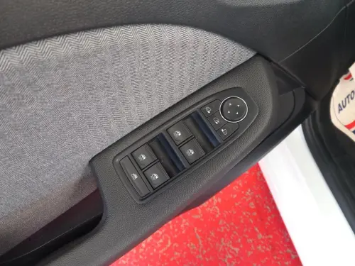 Renault Clio Clio E-Tech full hybrid 145 Techno - Photo 10