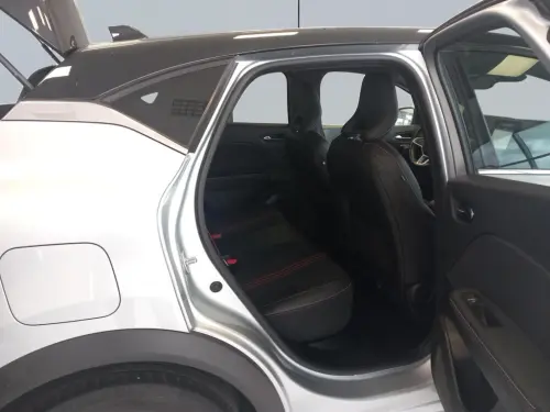 Renault Captur E-Tech 145 - 21B R.S. Line - Photo 17
