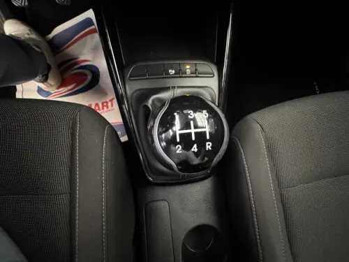 Kia Rio 1.2L 84 ch ISG Design - Photo 22