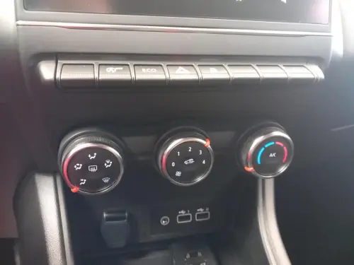 Renault Captur TCe 100 GPL Evolution - Photo 22