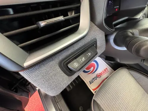 Renault Clio Clio TCe 90 ch GSR2 Techno - Photo 19