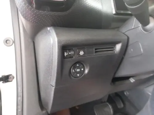 Citroën C4 PureTech 130 S&S EAT8 Shine - Photo 19