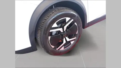 Peugeot 2008 PureTech 130 S&S EAT8 Allure - Photo 8