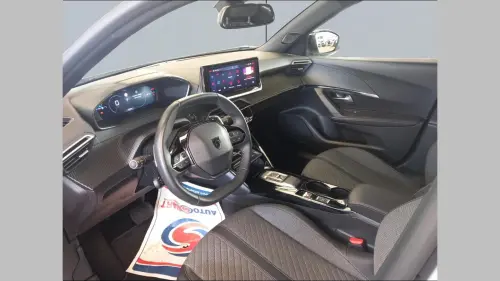 Peugeot 2008 PureTech 130 S&S EAT8 Allure - Photo 11