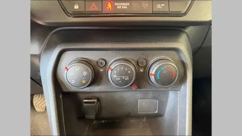 Dacia Sandero SCe 65 Expression - Photo 22