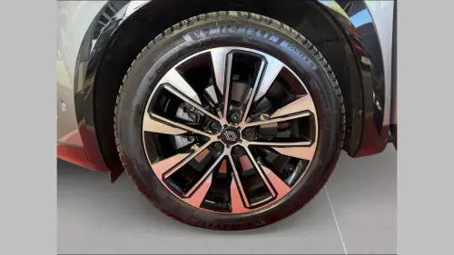 Renault Austral E-Tech hybrid 200 Techno - Photo 8