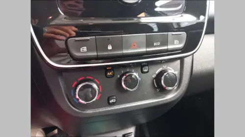 Dacia Spring Essential -23B - Photo 21