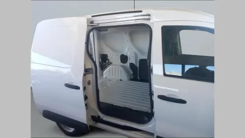 Renault Kangoo BLUE DCI 95 - 22 CONFORT - Photo 17