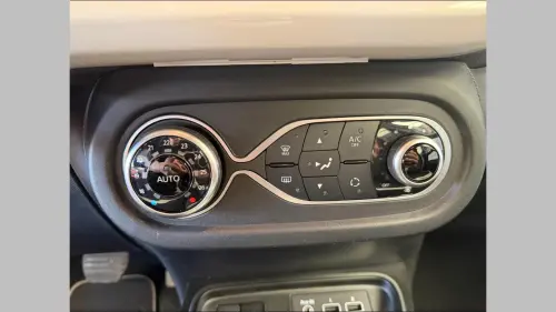 Renault Twingo E-Tech Twingo III E-Tech Techno - Photo 22