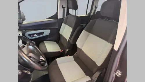 Citroën Berlingo Taille M BlueHDi 130 S&S BVM6 Shine - Photo 9