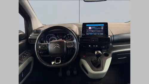 Citroën Berlingo Taille M BlueHDi 130 S&S BVM6 Shine - Photo 11