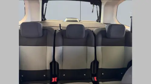 Citroën Berlingo Taille M BlueHDi 130 S&S BVM6 Shine - Photo 17