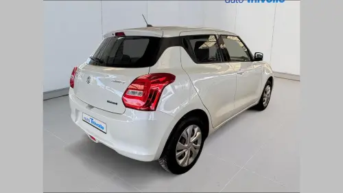 Suzuki Swift 1.2 DUALJET HYBRID AVANTAGE - Photo 4