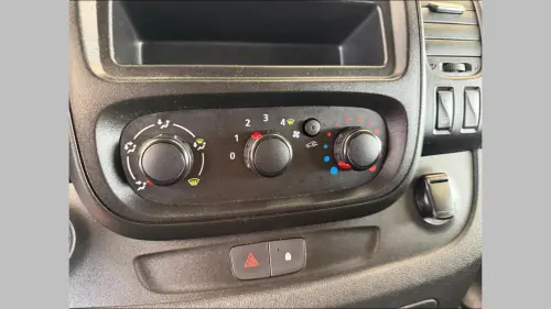 Renault Trafic Trafic Combi L1 dCi 145 Energy S&S Life - Photo 14