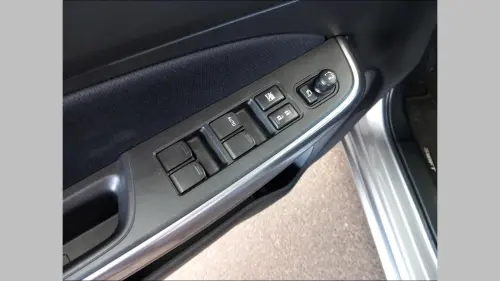 Suzuki Swift 1.2 Dualjet Hybrid Auto (CVT) Privilège - Photo 10