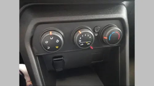 Dacia Sandero SCe 65 Access - Photo 23