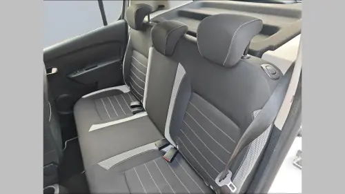 Dacia Sandero dCi 90 Stepway - Photo 15