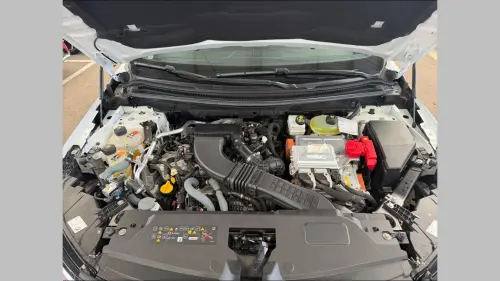 Renault Austral E-Tech hybrid 200 Evolution - Photo 19