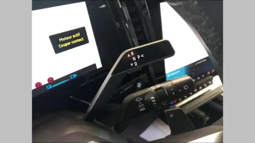 Renault Espace Espace E-Tech hybrid 200 Iconic - Photo 14