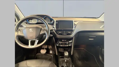 Peugeot 2008 BlueHDi 120ch S&S EAT6 Allure - Photo 11