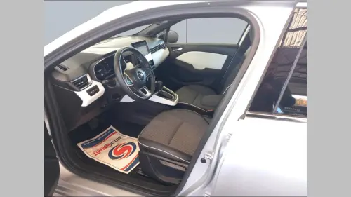 Renault Clio Clio E-Tech hybride 145 Techno - Photo 9