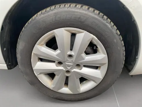 Dacia Sandero TCe 90 - 22 Confort - Photo 8