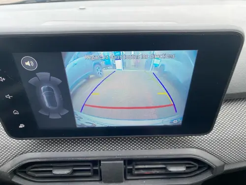 Dacia Sandero TCe 90 - 22 Confort - Photo 23