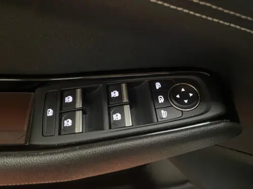 Renault Austral E-Tech hybrid 200 Iconic - Photo 10