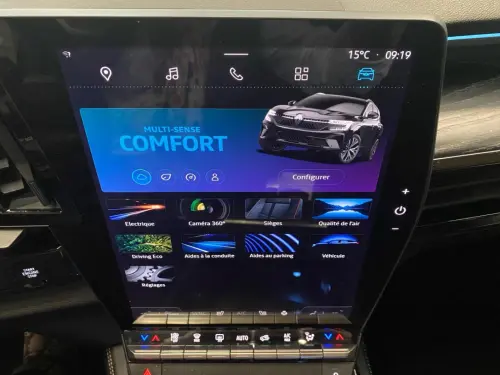 Renault Austral E-Tech hybrid 200 Iconic - Photo 21