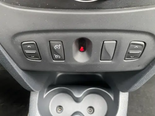 Dacia Sandero TCe 90 E6 Stepway Prestige - Photo 23