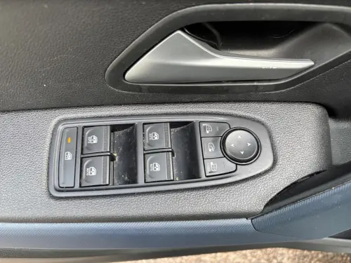 Dacia Duster Hybrid 140 Journey - Photo 10