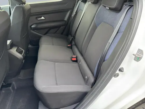 Dacia Duster Hybrid 140 Journey - Photo 15