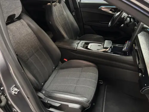 Renault Austral E-Tech hybrid 200 Techno - Photo 16