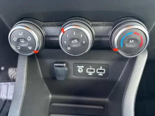 Renault Clio Clio TCe 90 Evolution - Photo 23