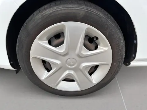 Ford Fiesta 1.1 75 ch BVM5 Connect Business Nav - Photo 8