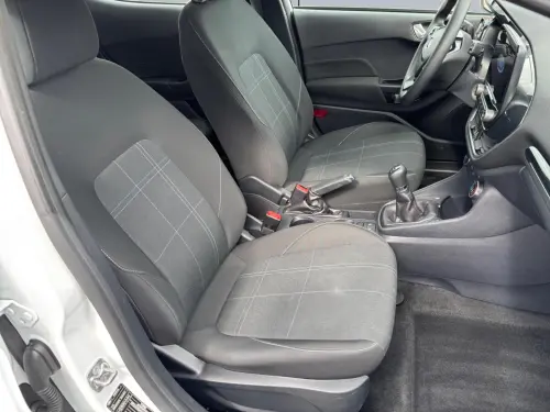 Ford Fiesta 1.1 75 ch BVM5 Connect Business Nav - Photo 16