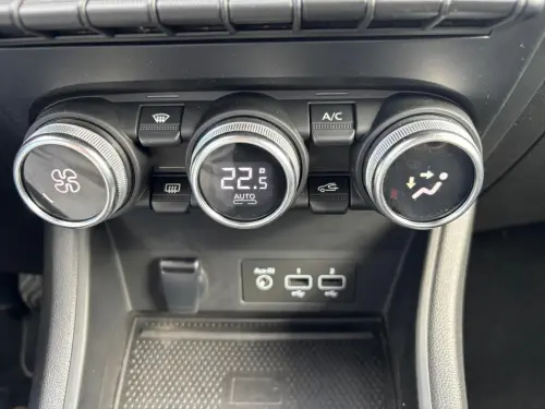 Renault Captur mild hybrid 140 Techno - Photo 21