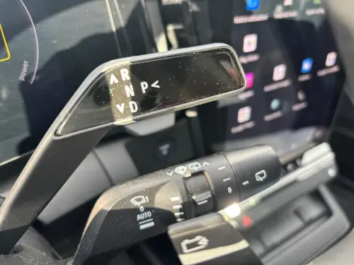 Renault Megane E-Tech Megane E-Tech 220 ch autonomie confort GSR2 Techno - Photo 23