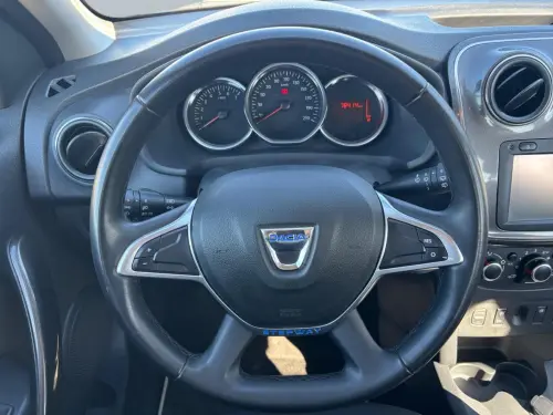 Dacia Sandero dCi 90 Stepway - Photo 12