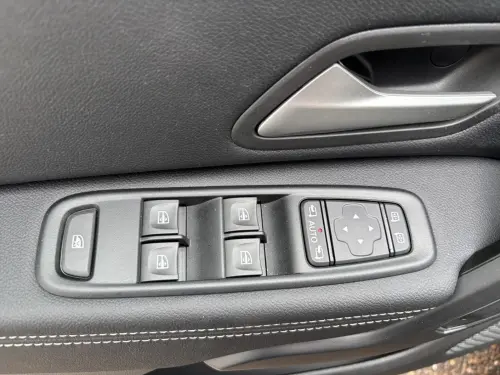 Dacia Duster ECO-G 100 4x2 Journey - Photo 10