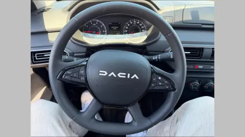 Dacia Sandero SCe 65 Essential - Photo 12