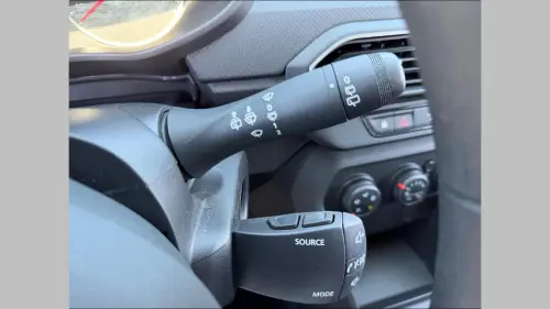 Dacia Sandero SCe 65 Essential - Photo 21