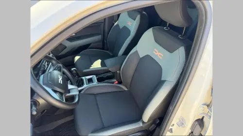 Dacia Duster ECO-G 100 Extreme - Photo 9