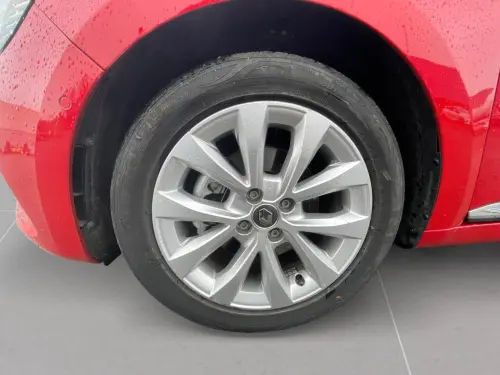 Renault Clio Clio E-Tech 140 Intens - Photo 8