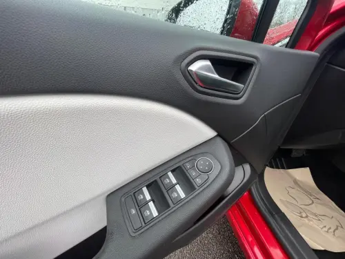 Renault Clio Clio E-Tech 140 Intens - Photo 10