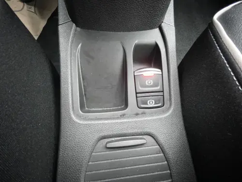 Renault Clio Clio E-Tech 140 Intens - Photo 23